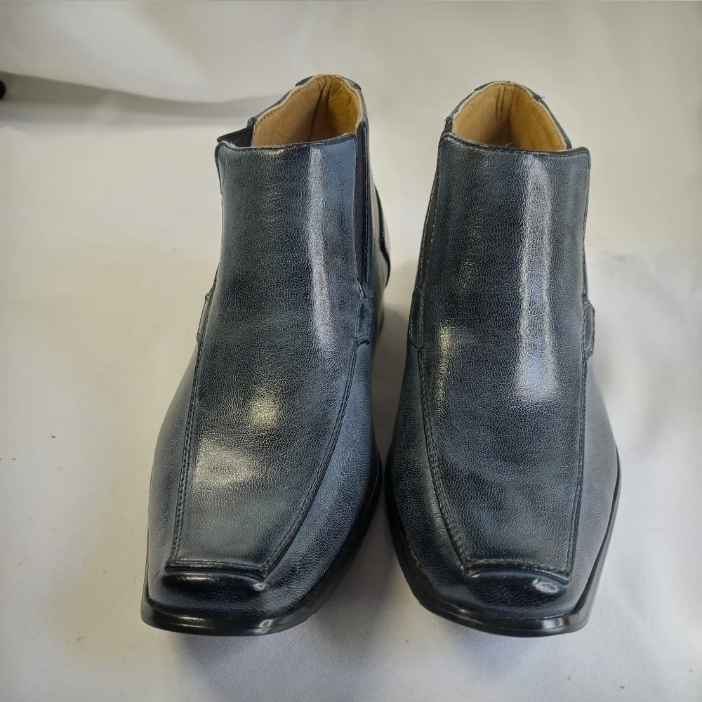 𝅺LUNA Boys sz 12 Blue Beatles Boots